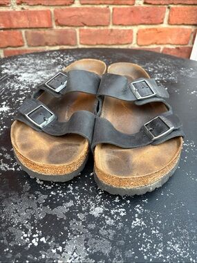 Men’s Arizona Birkenstock Black Suede Two-Strap Sandal. Size 46 / US 13-13.5